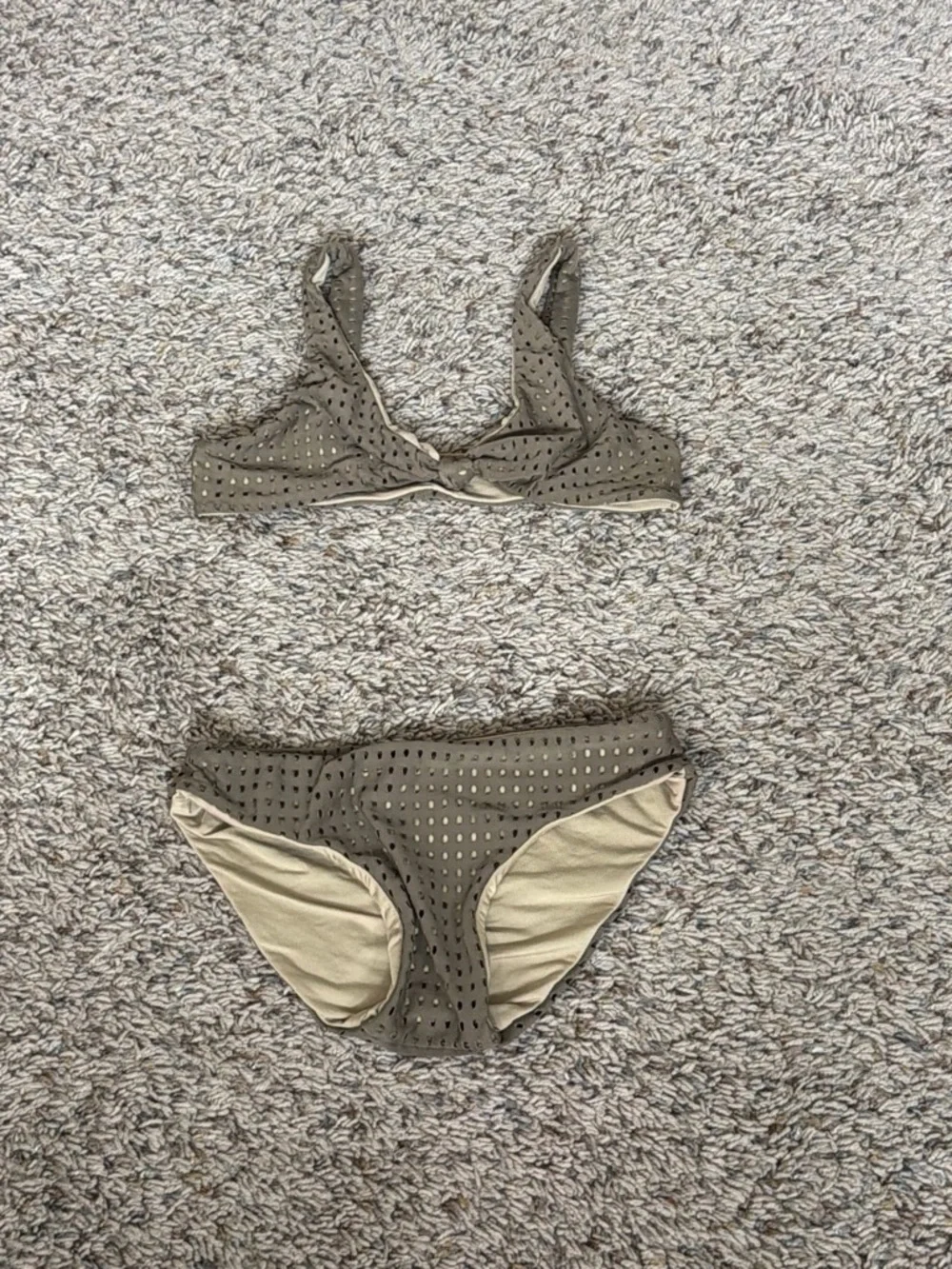 Acacia Honey (Kids) XXL Green mesh w/Beige lining (reversible)